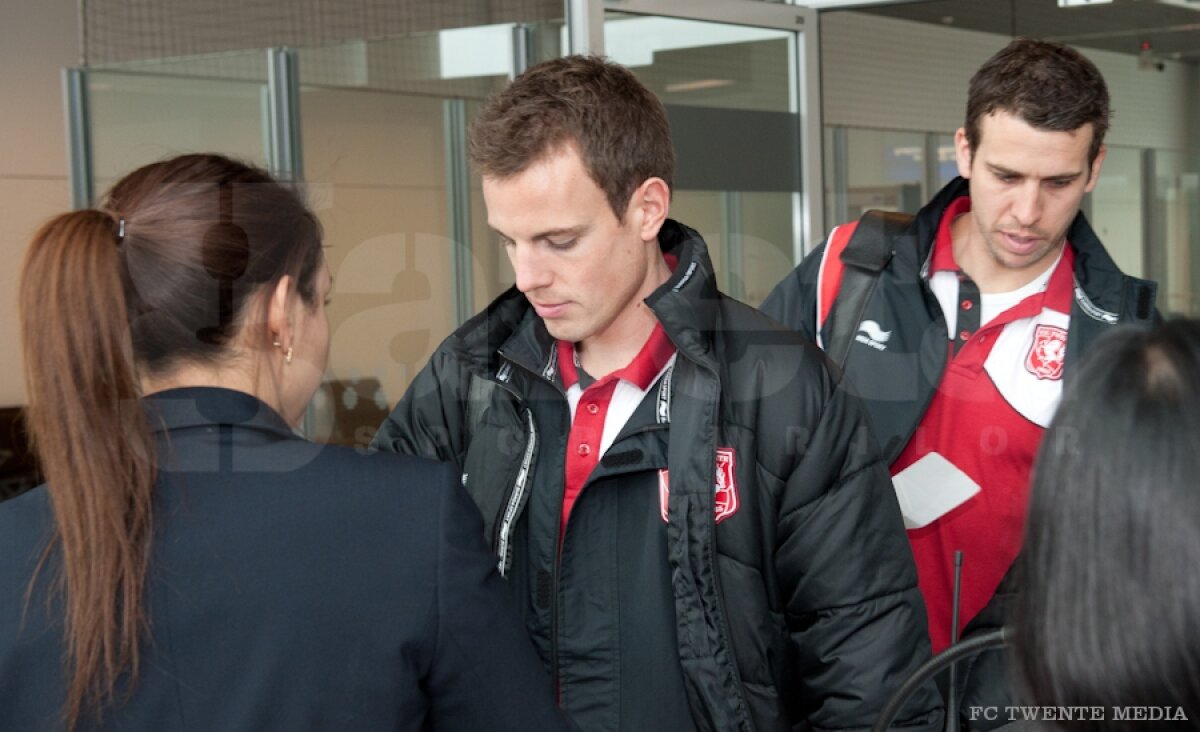 FOTO Twente a studiat-o pe Steaua şi în avion