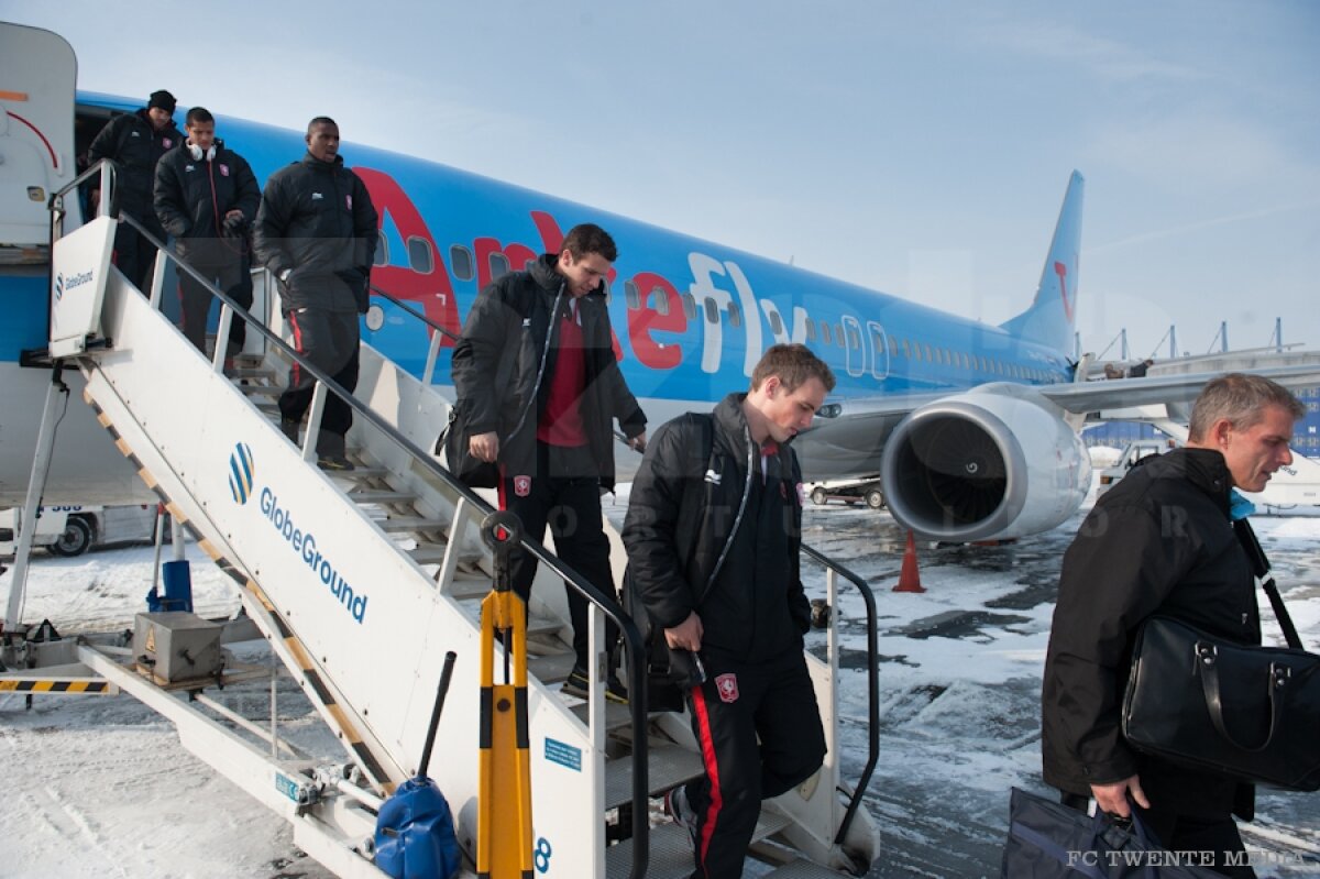 FOTO Twente a studiat-o pe Steaua şi în avion