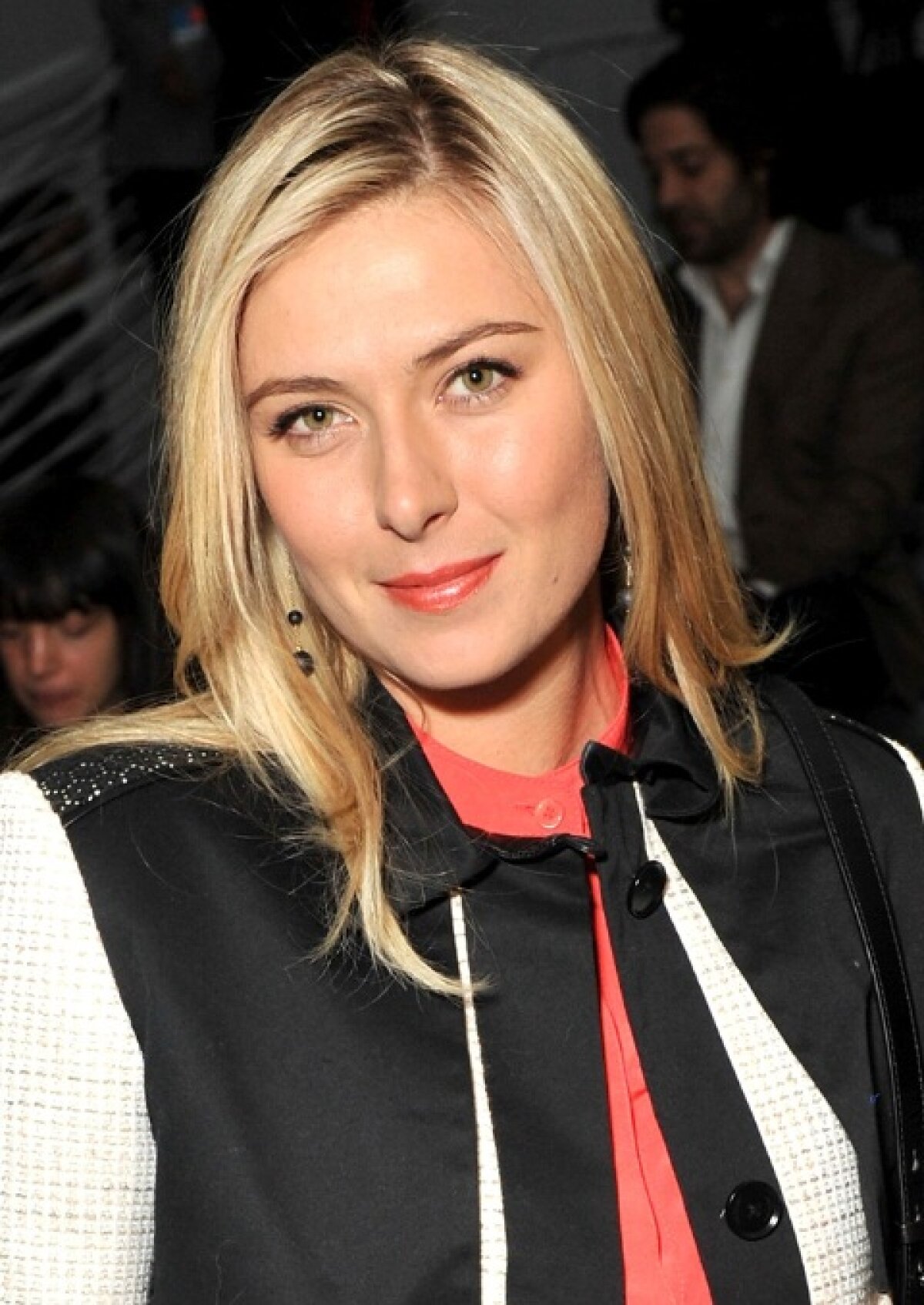 FOTO/ Maria Şarapova a făcut senzaţie la săptămîna modei de la New York