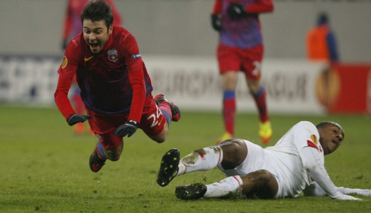 FOTO Ola John, "Regele Balonului" » Steaua a pierdut meciul tur cu Twente, 0-1