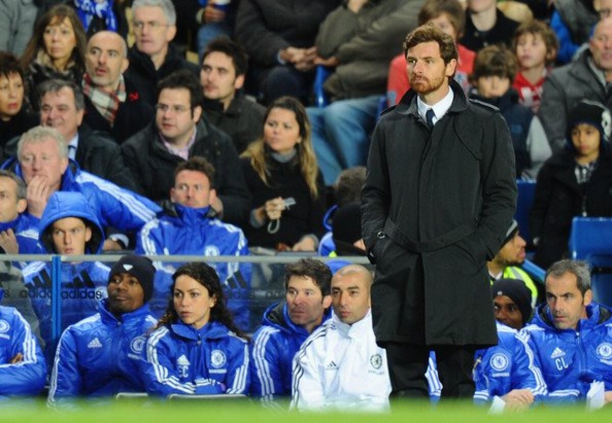 FOTO Jucătorii lui Chelsea chiar sînt pe mîini bune. Iată ce doctoriţă sexy au!