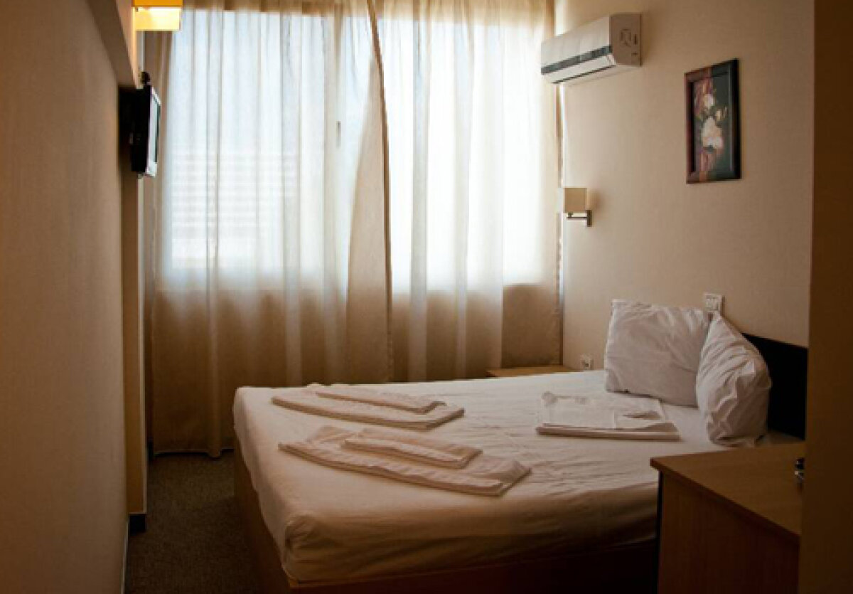 Steaua nu se mai respectă » Brand de 5 stele la hotel de 3 stele!