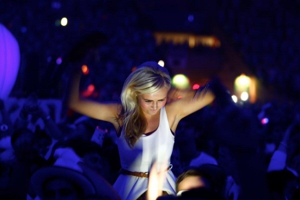 Fete frumoase, cea mai bună muzică şi o atmosferă incredibilă! Toate în Bucureşti, la Sensation White