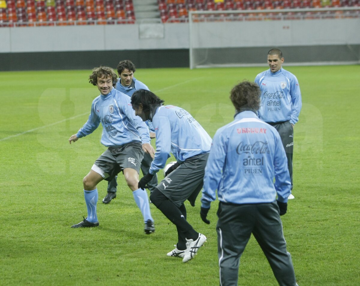 FOTO » Uruguayenii au fost impresionaţi de Naţional Arena