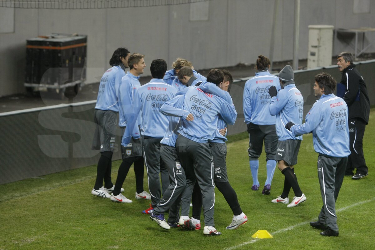 FOTO » Uruguayenii au fost impresionaţi de Naţional Arena
