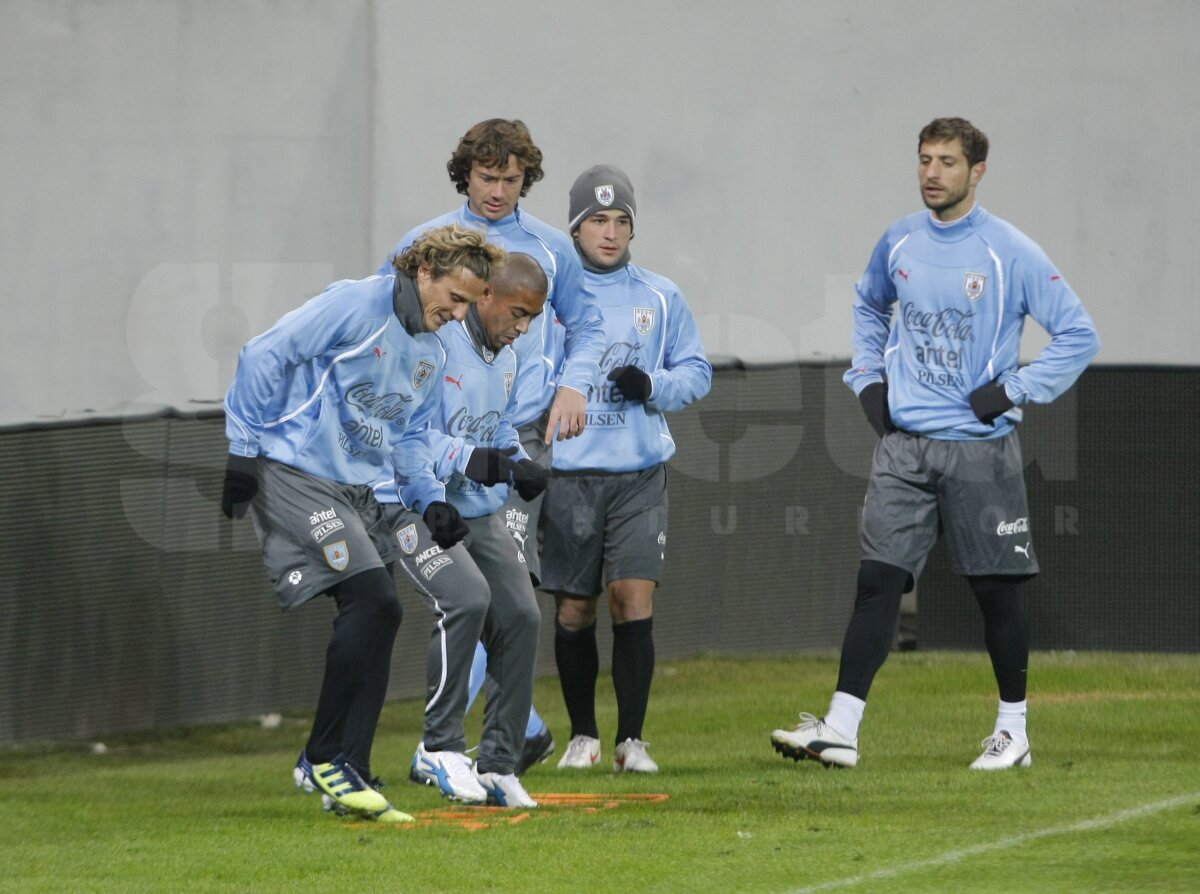 FOTO » Uruguayenii au fost impresionaţi de Naţional Arena