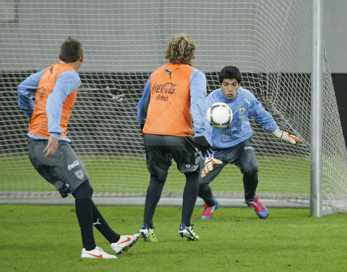 FOTO » Uruguayenii au fost impresionaţi de Naţional Arena