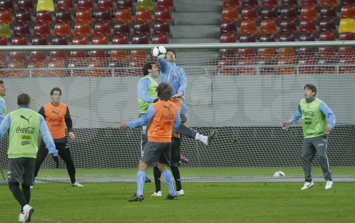 FOTO » Uruguayenii au fost impresionaţi de Naţional Arena