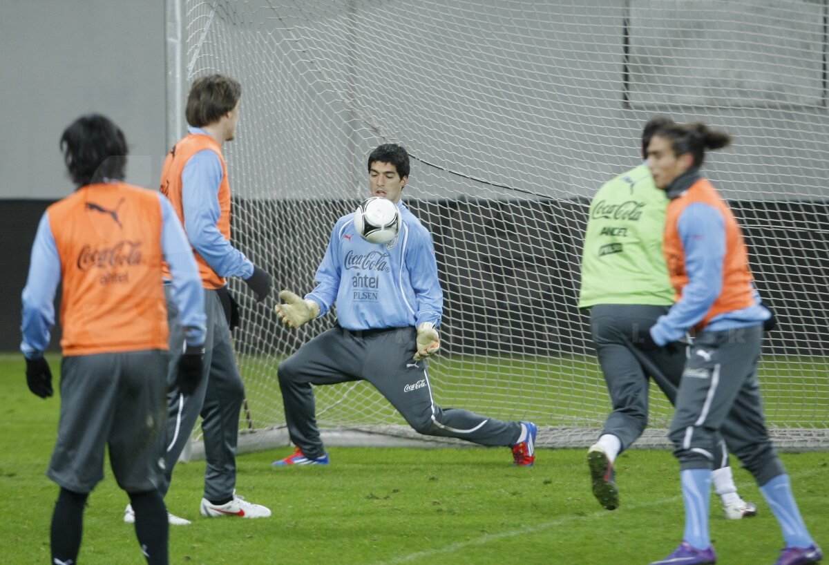 FOTO » Uruguayenii au fost impresionaţi de Naţional Arena