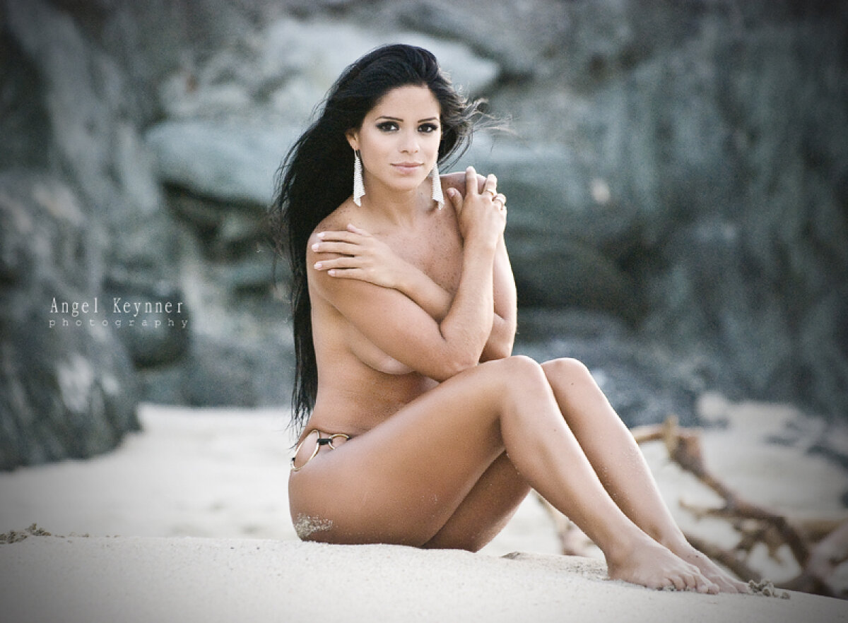 FOTO S-a născut în Venezuela, dar trăieşte în Spania. Cu cine să ţină?