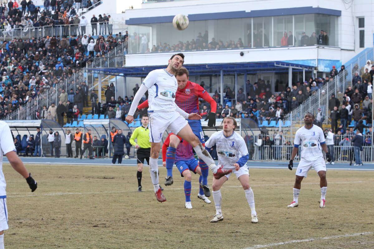 GALERIE FOTO Steaua cîştigă ultimul test înaintea reluării campionatului, 2-1 cu Farul