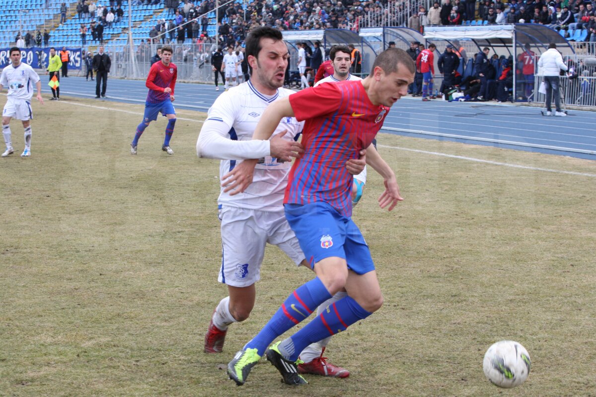 GALERIE FOTO Steaua cîştigă ultimul test înaintea reluării campionatului, 2-1 cu Farul