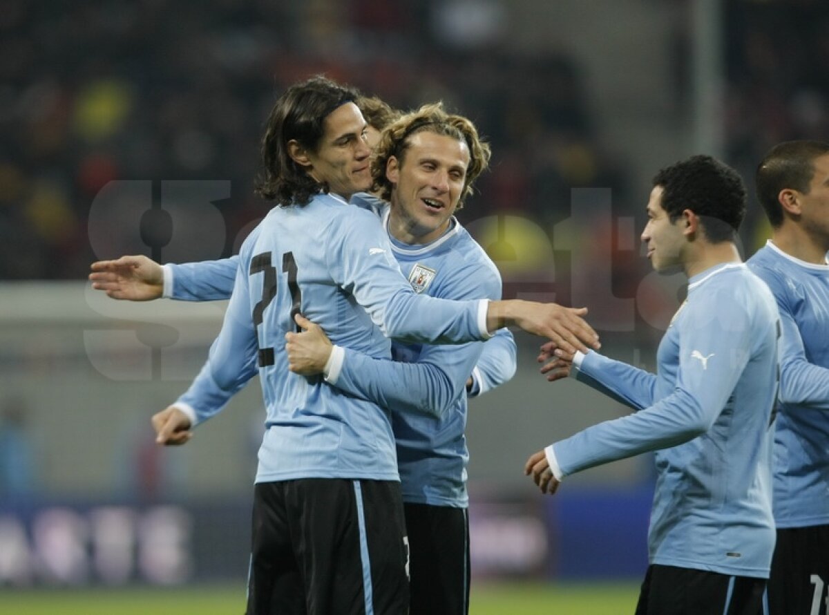 Egalii lui Cavani şi Forlan » România - Uruguay 1-1