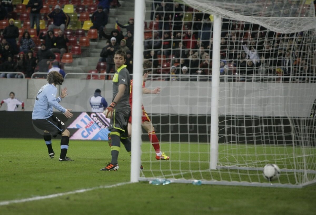 Egalii lui Cavani şi Forlan » România - Uruguay 1-1