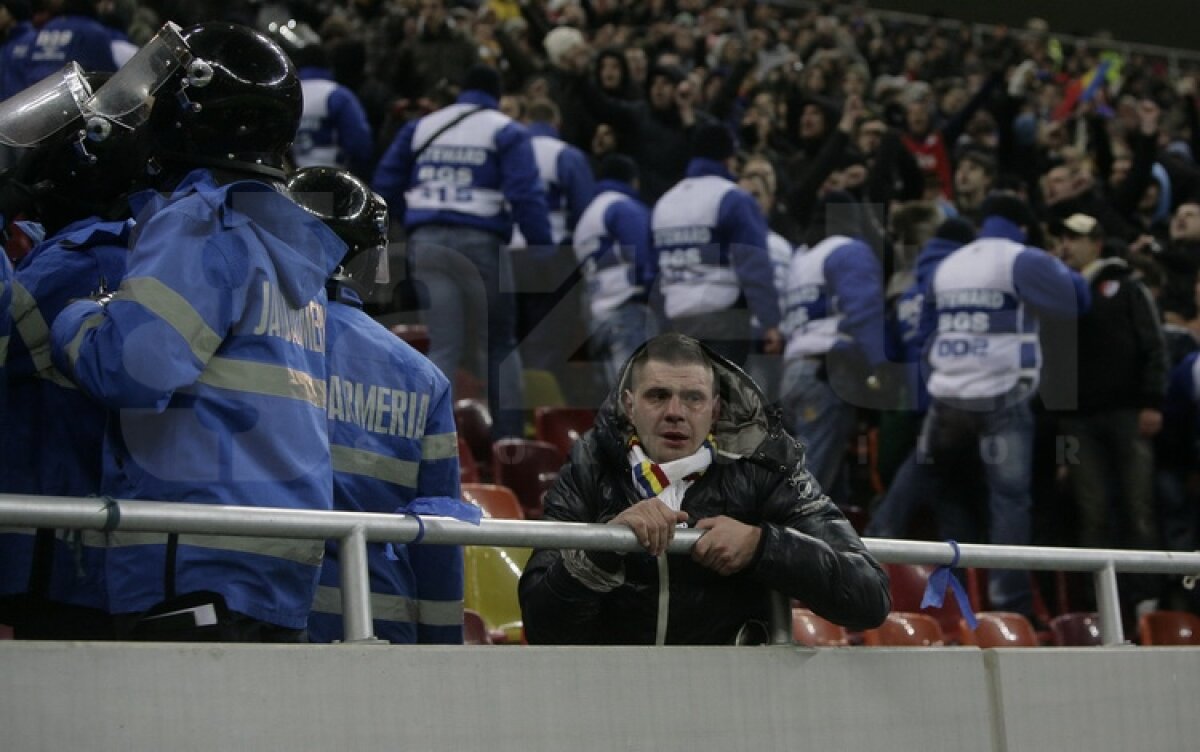 FOTO Oameni disperaţi şi loviţi pe Naţional Arena!