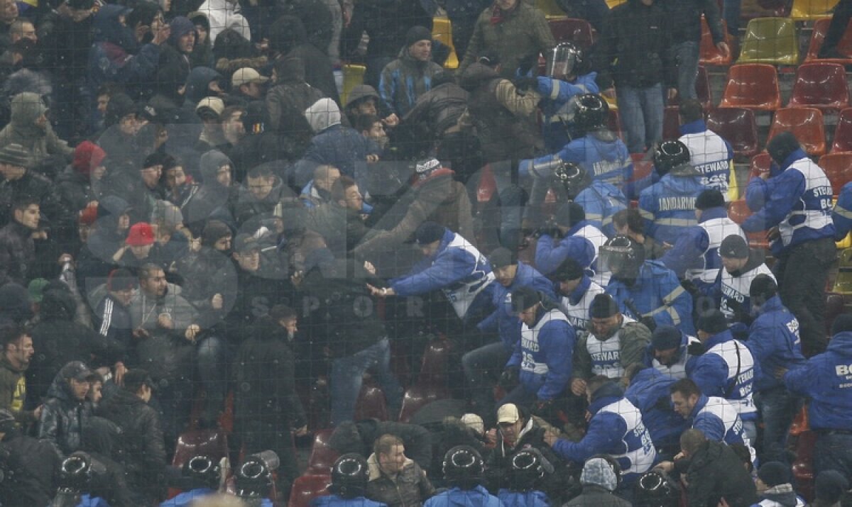 FOTO Oameni disperaţi şi loviţi pe Naţional Arena!