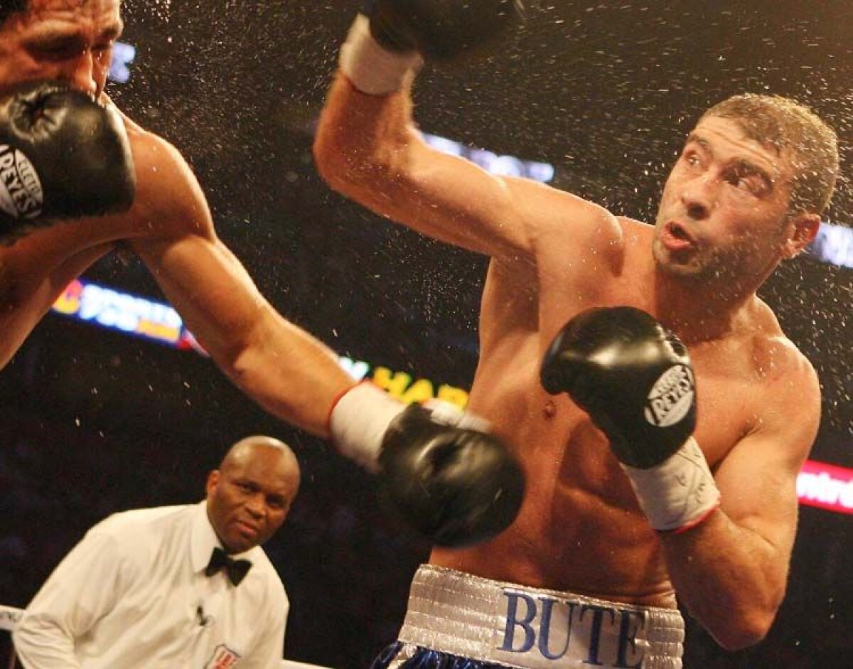 Bute se bate pe 26 mai cu Froch. Obreja la Radio GSP: "Sînt şanse ca o televiziune mare din România să transmită gala"