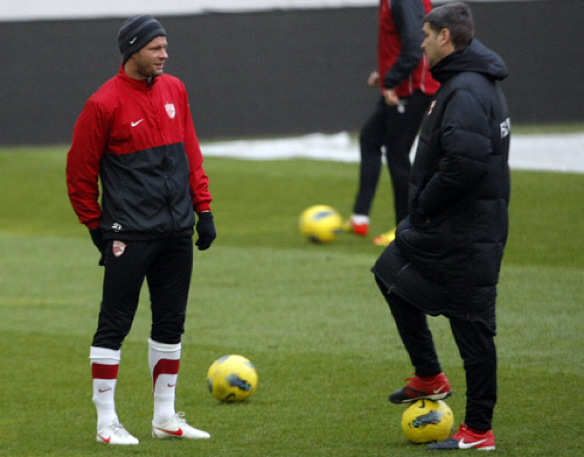 GALERIE FOTO Dinamo s-a antrenat în premieră pe Naţional Arena » ”Fuge mingea ca nebuna”