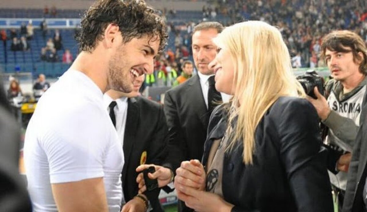 FOTO Fragilizat de cînd e cu Barbara Berlusconi» Pato de cristal