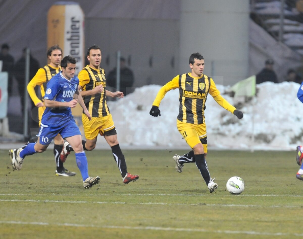FOTO » "Dubla" lui Ilijoski a adus victoria lui FC Braşov contra Pandurilor, scor 2-1