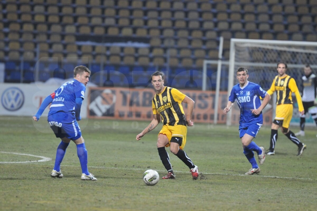 FOTO » "Dubla" lui Ilijoski a adus victoria lui FC Braşov contra Pandurilor, scor 2-1