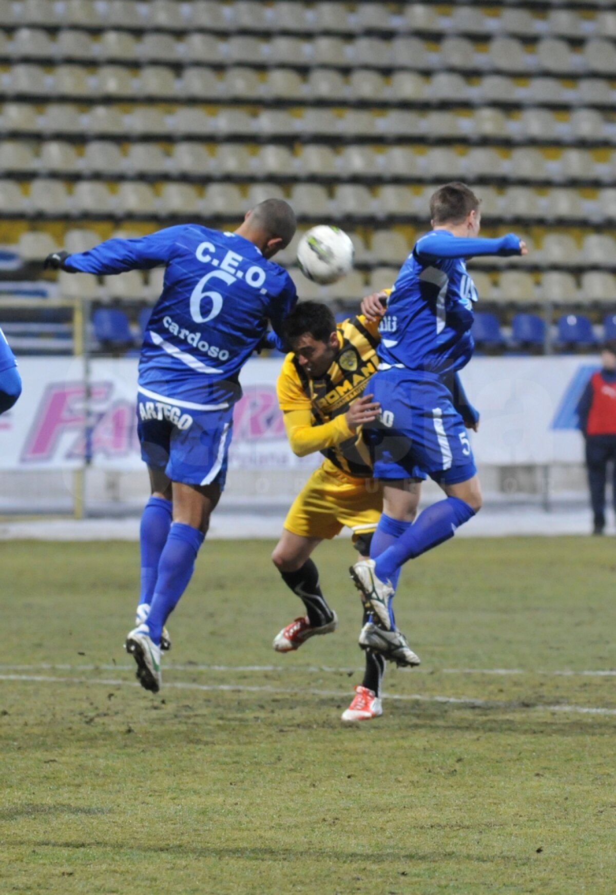 FOTO » "Dubla" lui Ilijoski a adus victoria lui FC Braşov contra Pandurilor, scor 2-1
