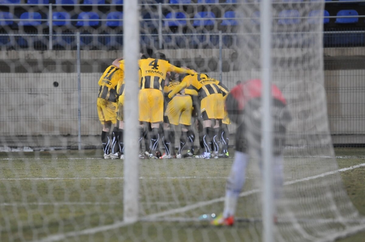 FOTO » "Dubla" lui Ilijoski a adus victoria lui FC Braşov contra Pandurilor, scor 2-1