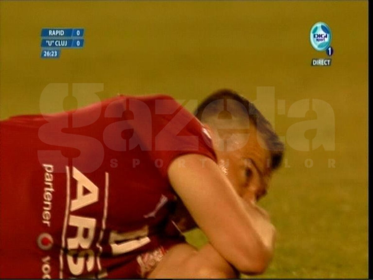 FOTO » Probleme pentru Rapid » Pancu a ieşit accidentat după mai puţin de jumătate de oră