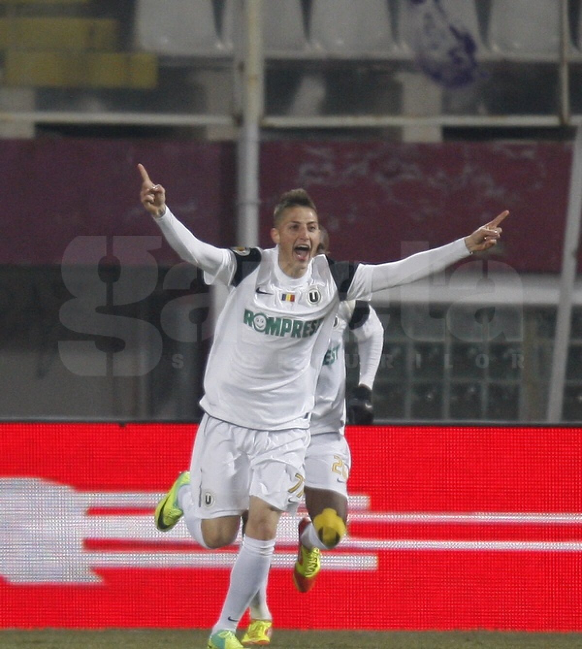 FOTO Rapid - U Cluj 1-1 » Pancu şi Rapid au luat un start şchiop în goana spre titlu