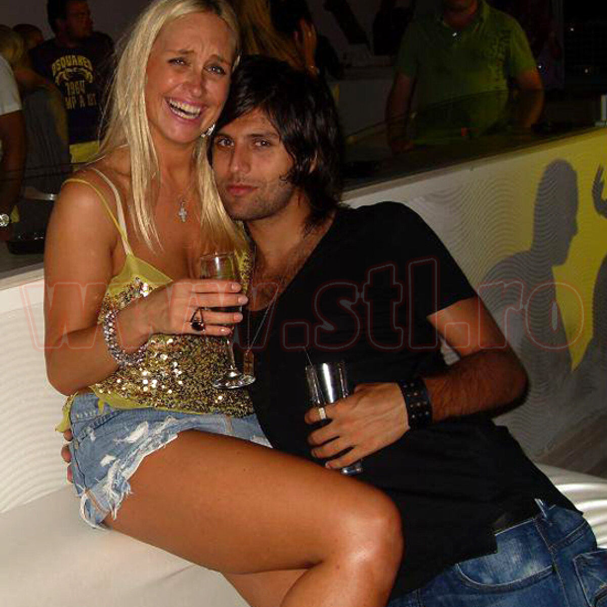 Vika nu s-a mulţumit doar cu Piţi » S-a iubit cu încă un stelist