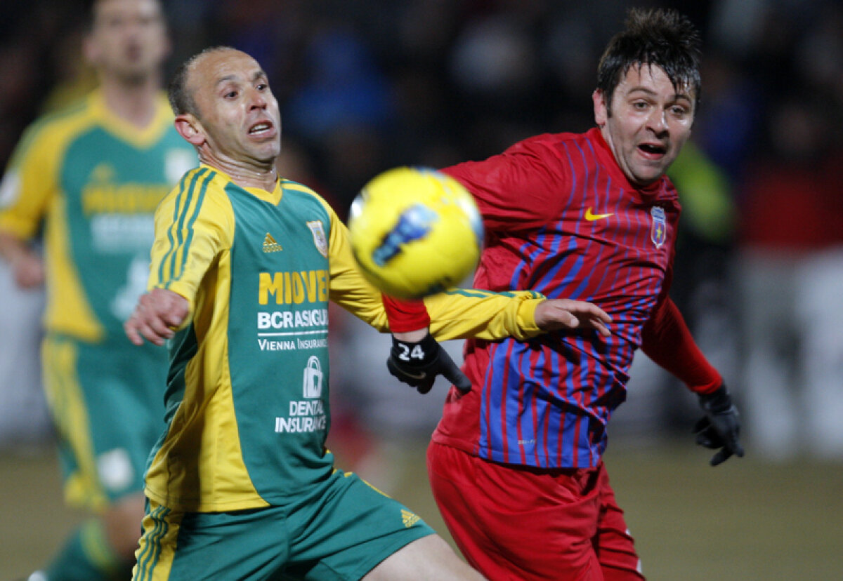 VIDEO Rusescu a şters Steaua de praf » Un pic mai buni decît cei mai slabi