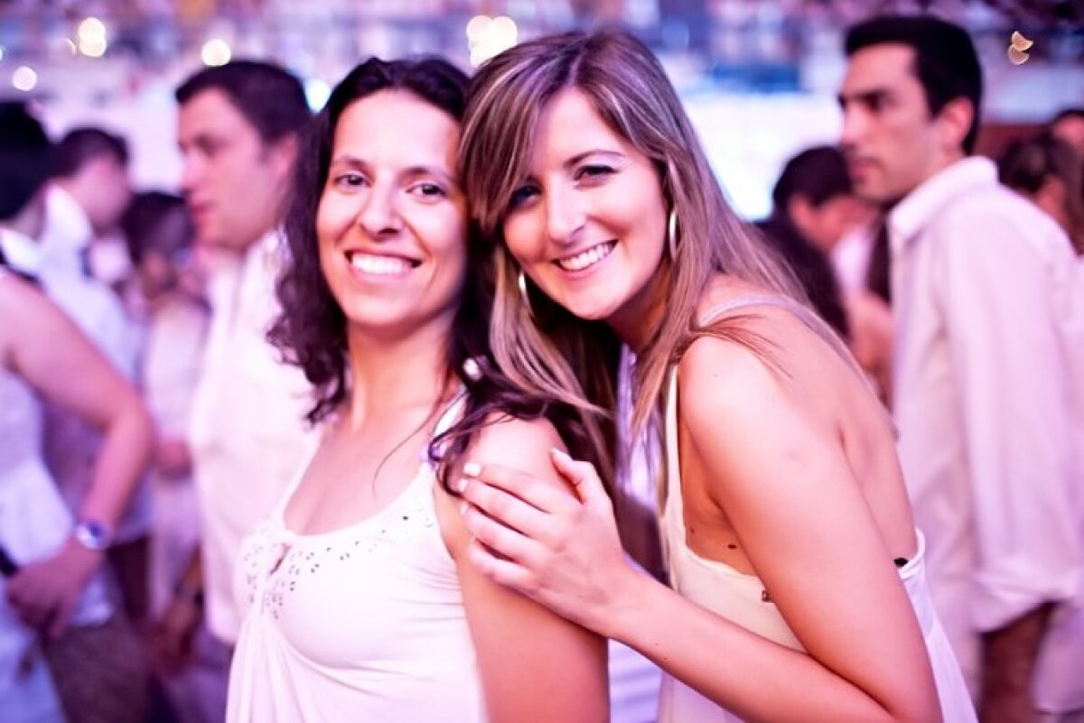 GALERIE FOTO / Ce nebunie îi aşteaptă pe fotbaliştii din Liga 1 pe 21 aprilie? Cele mai tari fete la Sensation - Ocean of White!