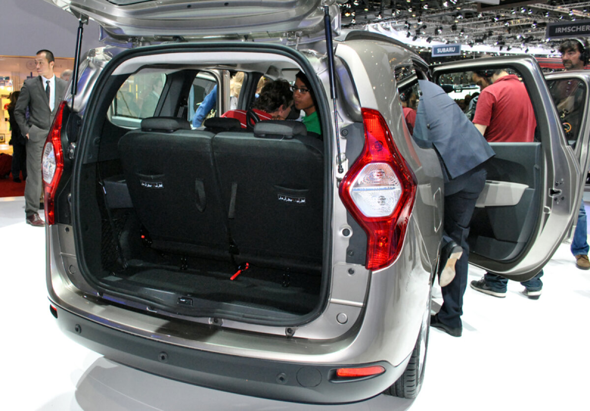 GALERIE FOTO Totul despre lansările anului 2012 » Noi maşini spectaculoase pentru români