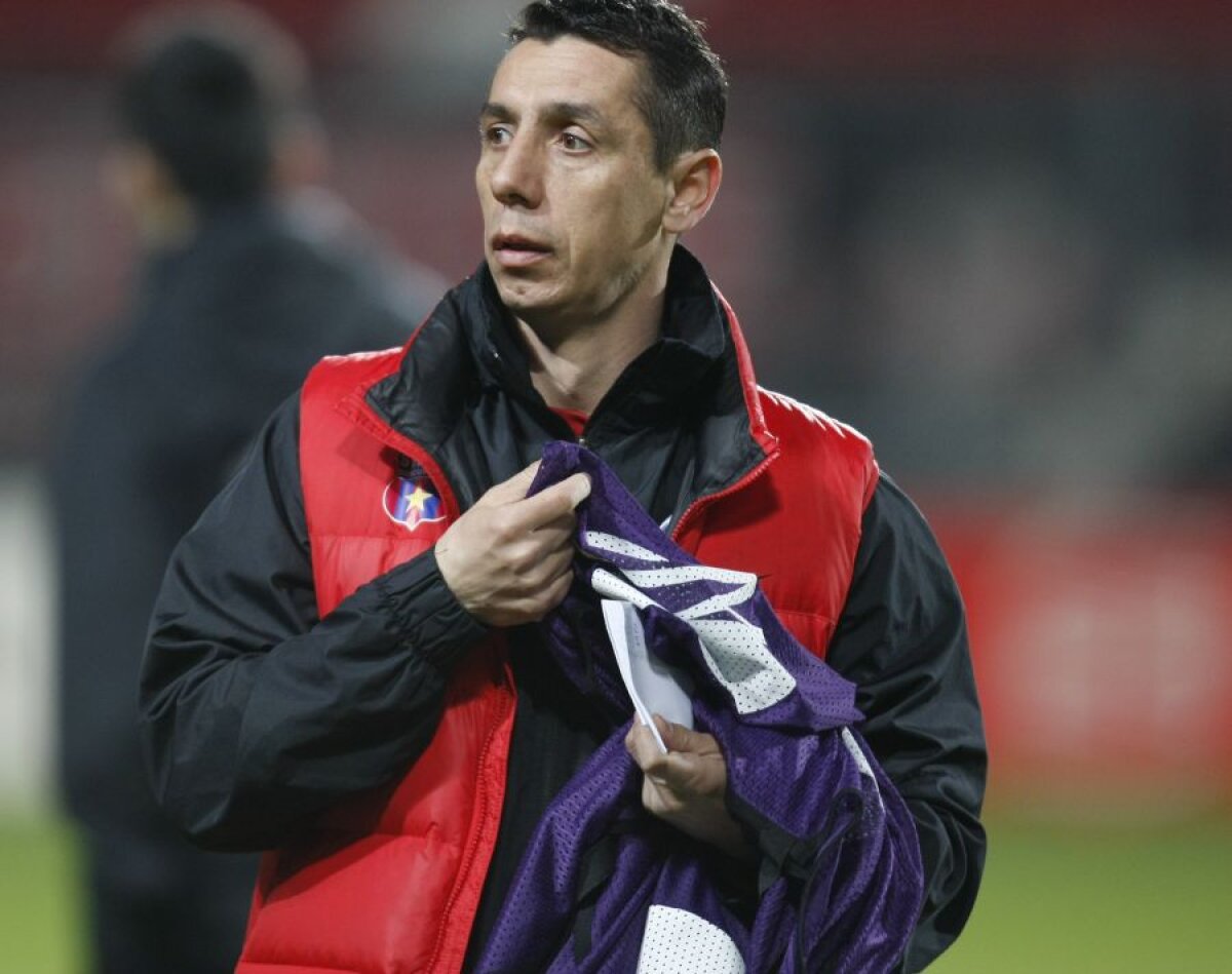 Aşa arbitri şi-ar dori steliştii şi în campionat! :D