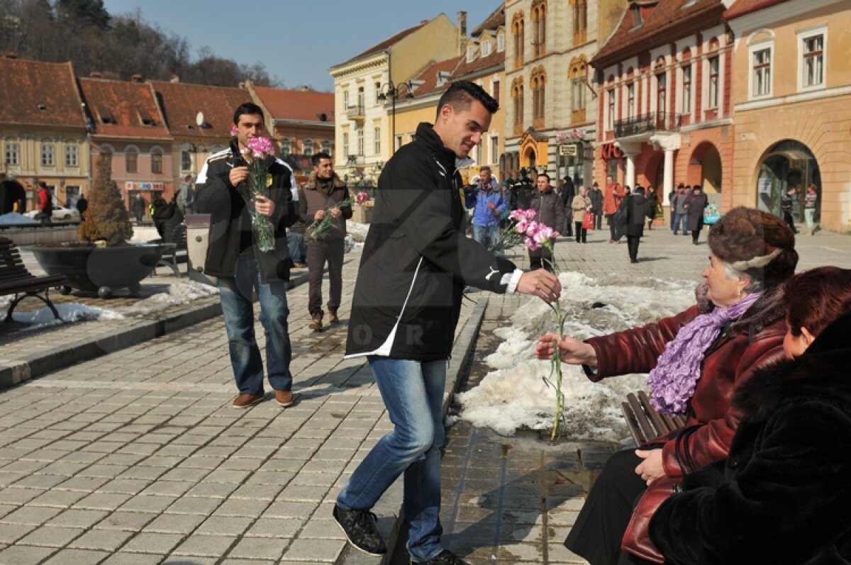 FOTO » Excentricul Udoji a oferit flori unui manechin de Ziua Femeii :D