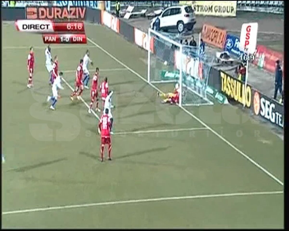 VIDEO  / A trecut sau n-a trecut? » Pandurii deschid scorul cu un gol controversat