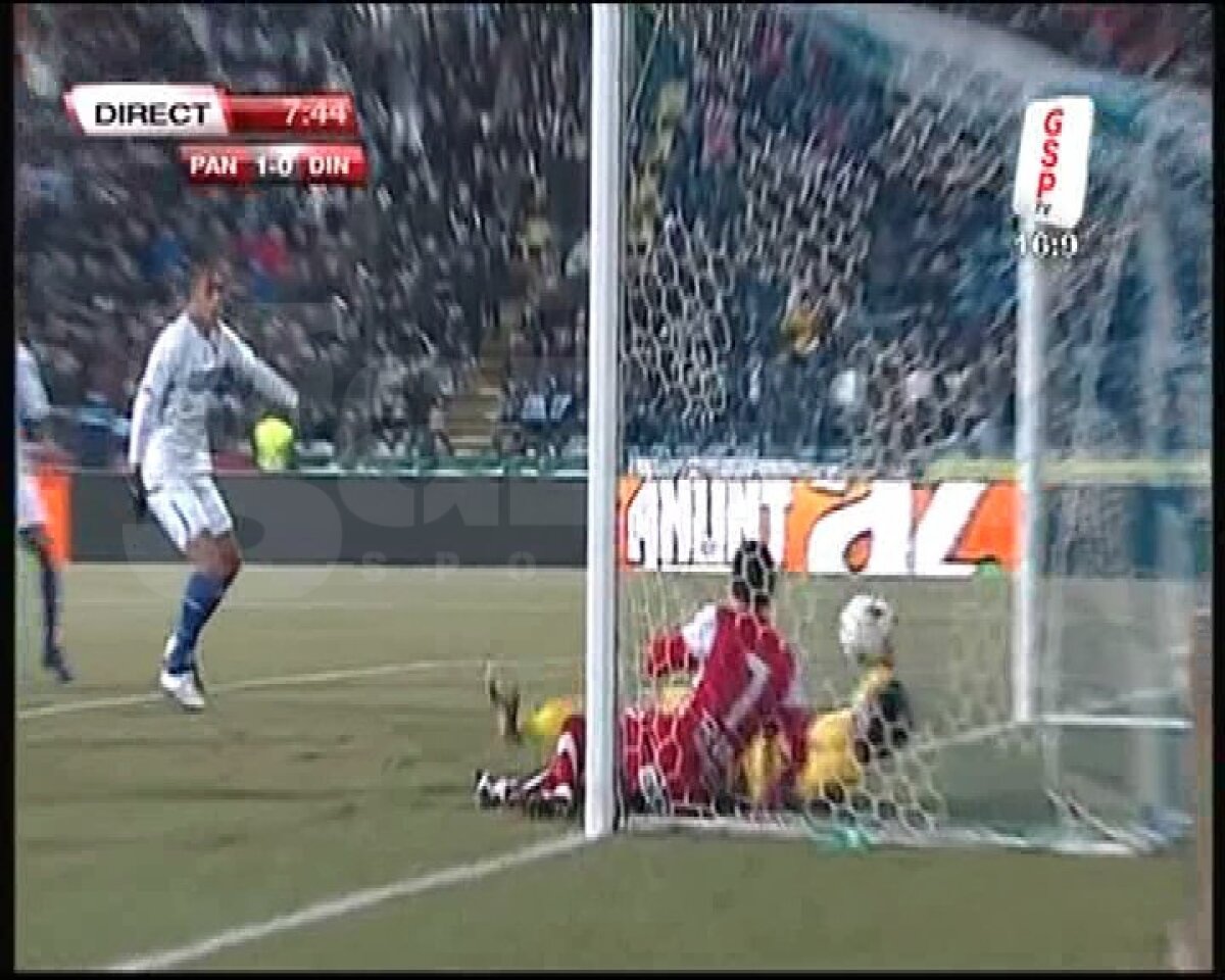VIDEO  / A trecut sau n-a trecut? » Pandurii deschid scorul cu un gol controversat