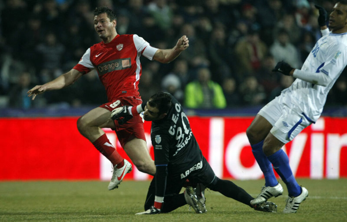 VIDEO Trambulină ruptă-n două » Cu un om în plus în ultimele 30 de minute, Dinamo a ratat victoria la Tîrgu Jiu