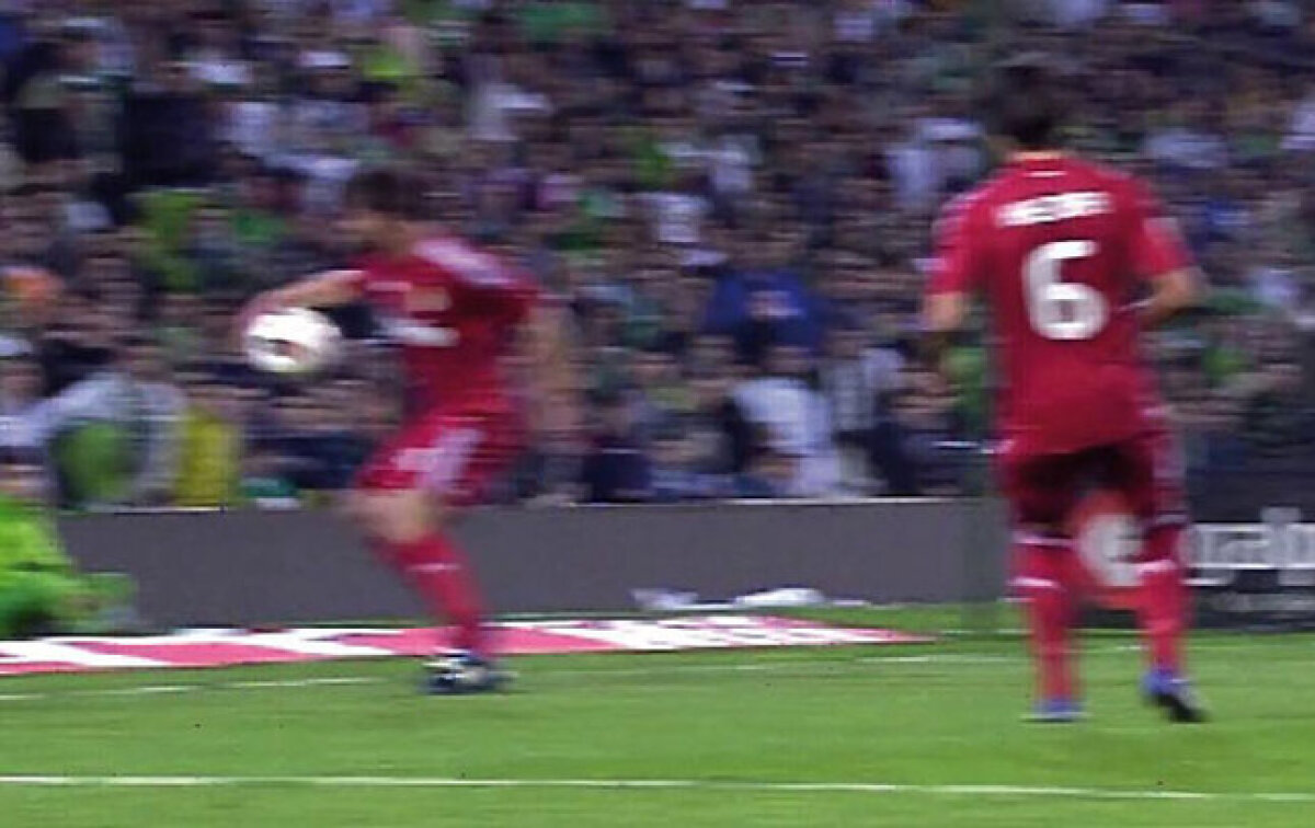 VIDEO&FOTO Guardiola atacă: ”A arbitra în La Liga e foarte dificil mai ales de cînd a sosit Mourinho!”