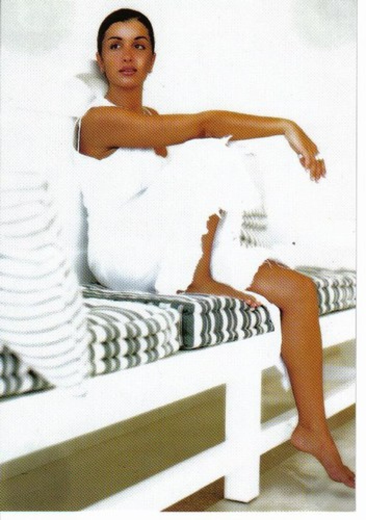 FOTO Benzema nu mai e singur. O cîntăreaţă a pus mîna pe el