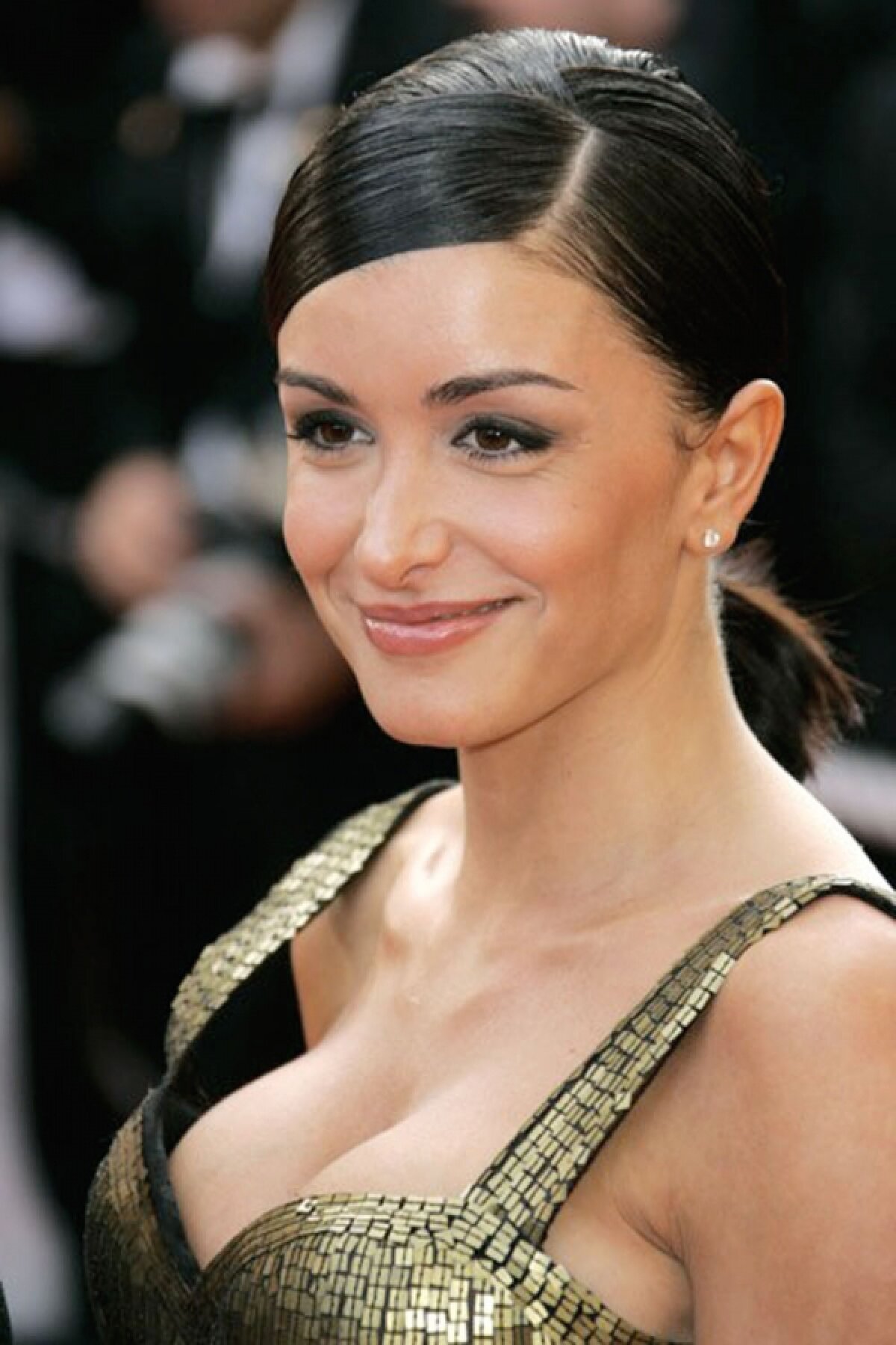 FOTO Benzema nu mai e singur. O cîntăreaţă a pus mîna pe el