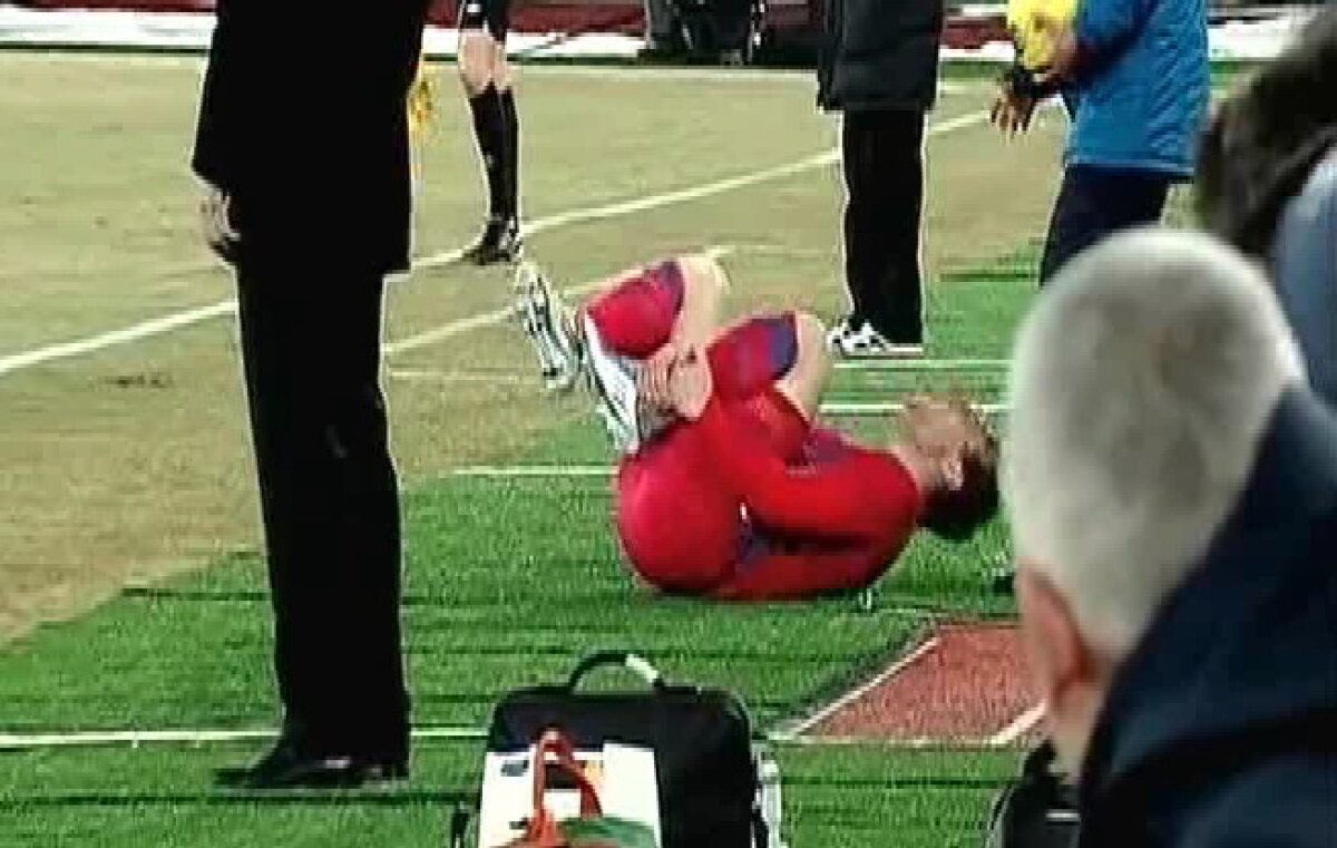 FOTO Blestemul fundaşului dreapta » În 20 de minute, doi "rupţi" la Steaua!