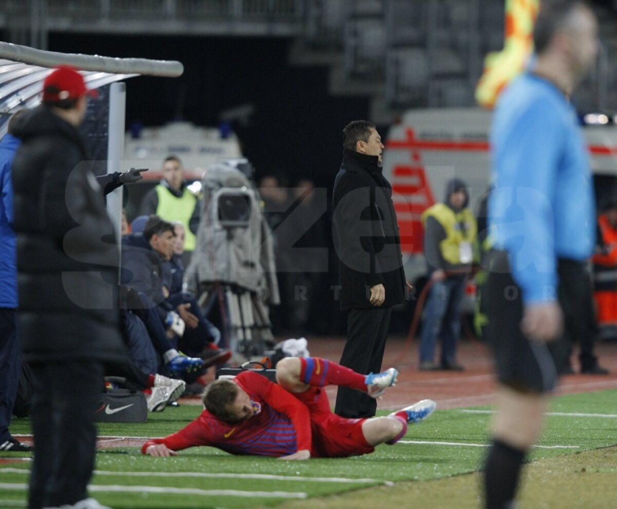 FOTO & VIDEO » Rusescu aduce a doua victorie pentru Steaua, care e la 6 puncte în spatele lui Dinamo