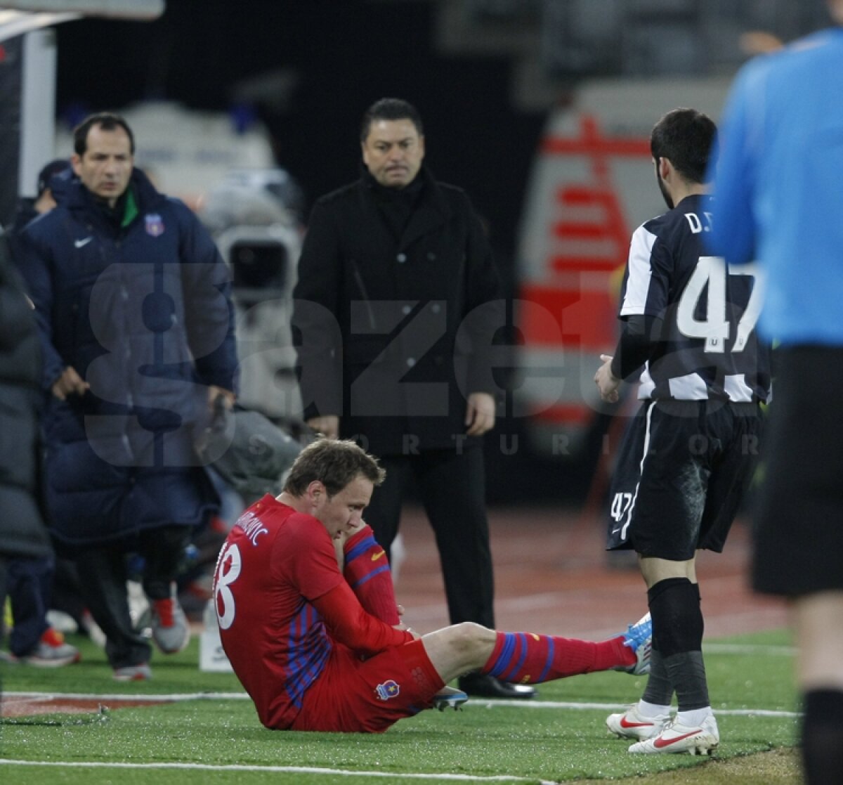 FOTO & VIDEO » Rusescu aduce a doua victorie pentru Steaua, care e la 6 puncte în spatele lui Dinamo