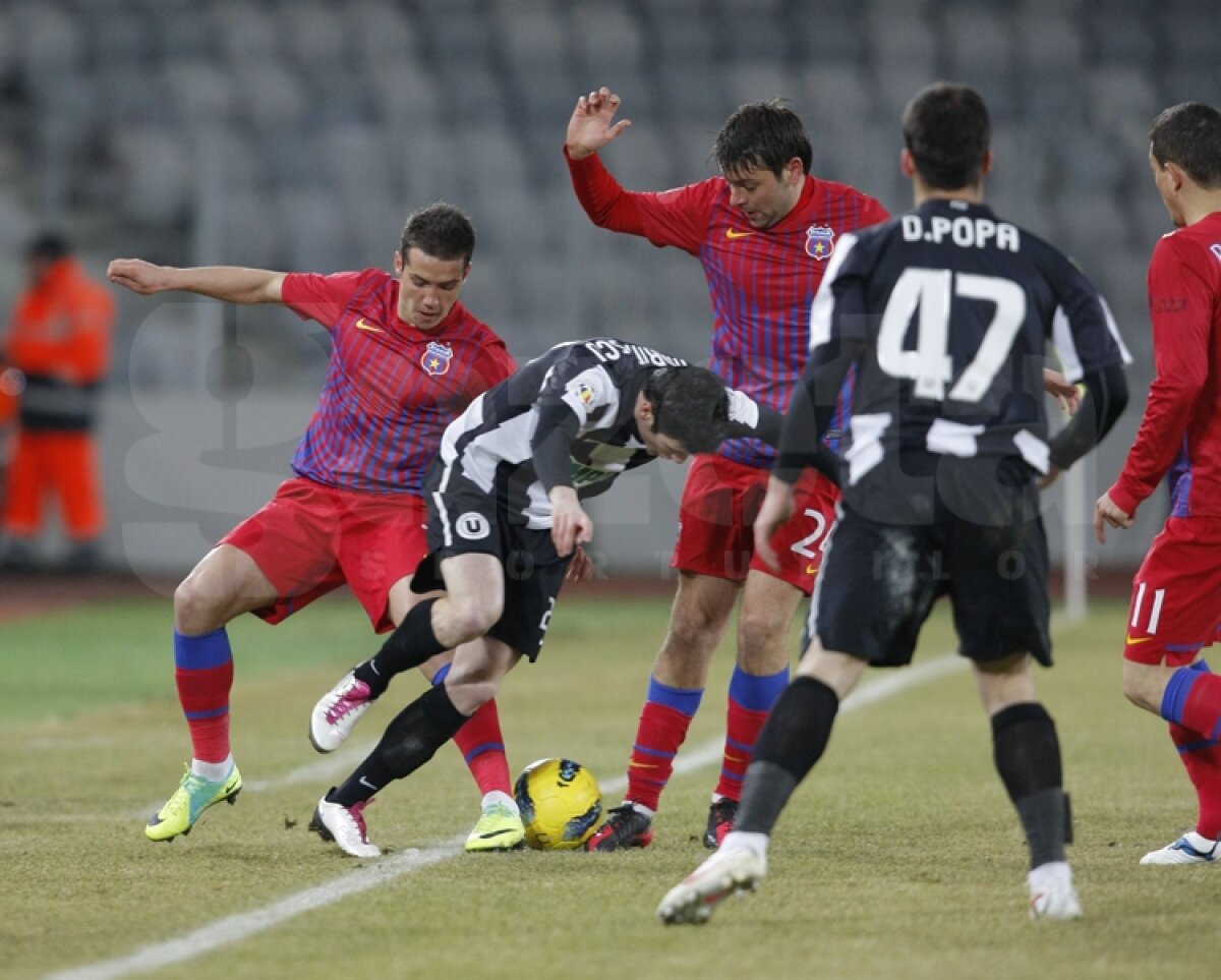 FOTO & VIDEO » Rusescu aduce a doua victorie pentru Steaua, care e la 6 puncte în spatele lui Dinamo