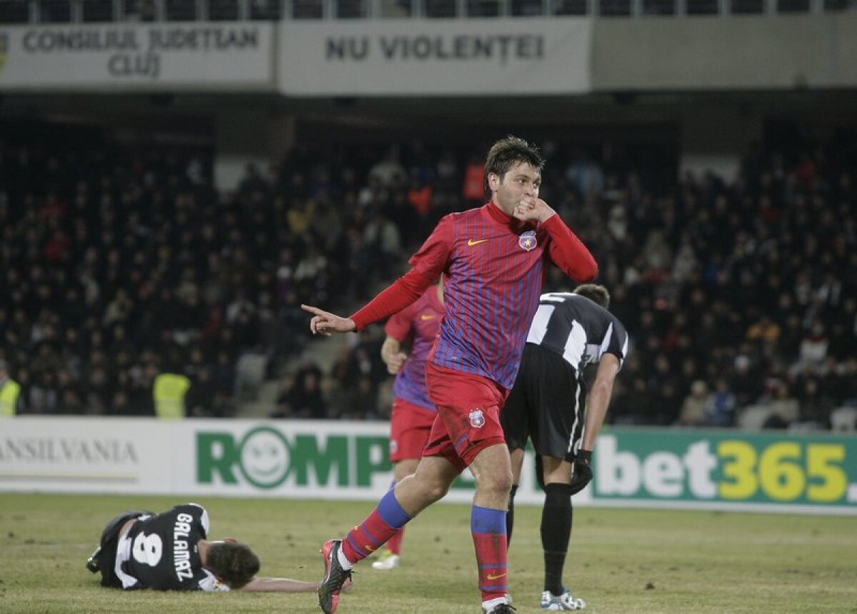 Steaua s-a impus la Cluj, cu un gol venit după o greşeală impardonabilă a lui Szukala » Cremă de zahăr ars