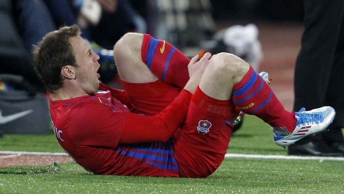 Steaua pierde doi jucători » Martinovici s-a accidentat stupid, Prepeliţă a fost secerat de gazon!