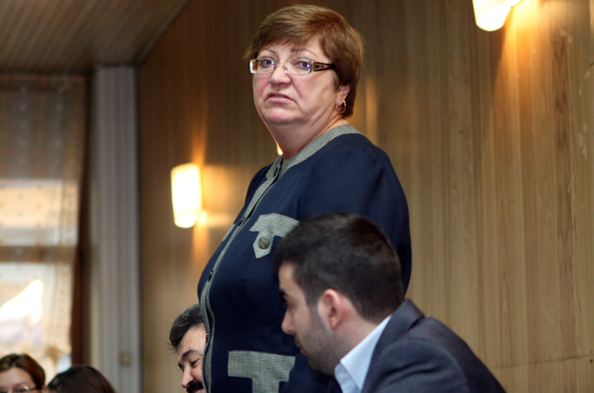 PD-L ia şi Constanţa » Sorin Buşu îi succede Elenei Frîncu la conducerea DJST Constanţa