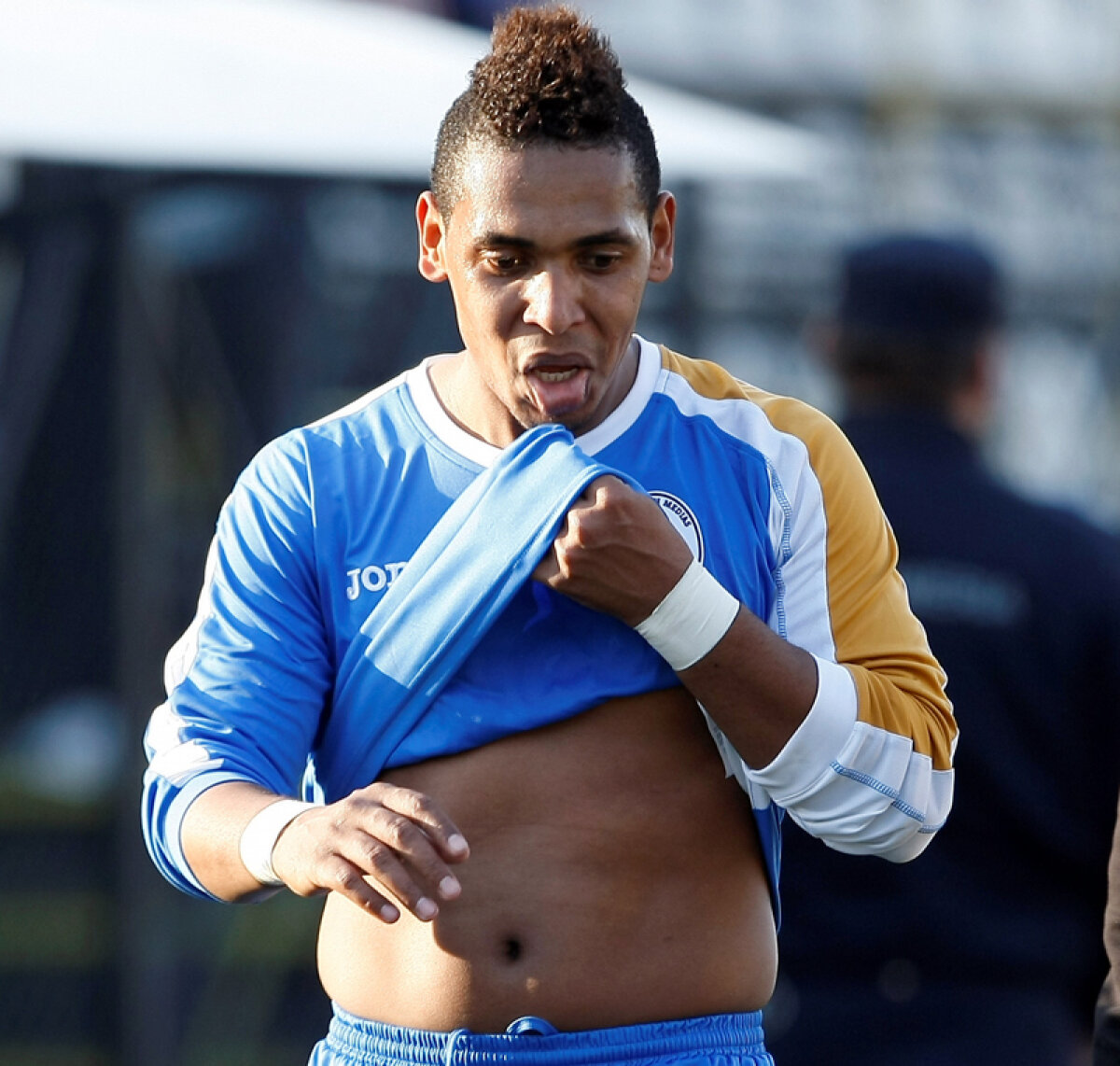 FOTO INEDIT S-au pus cu burta pe gol » Zicu, printre graşii fotbalului