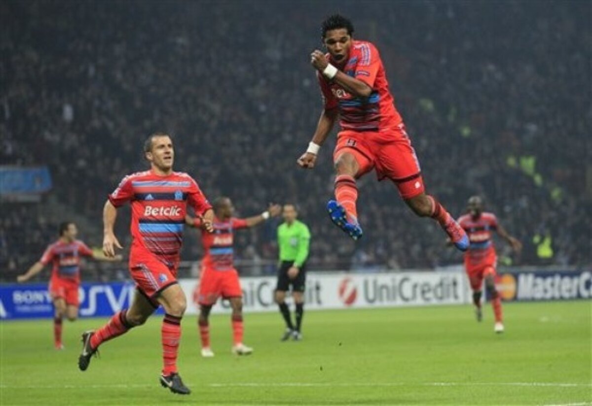 VIDEO&FOTO Inter, eliminat de Marseille din "optimi" (2-1, după 0-1 în tur). Bayern, 7-0 cu Basel: Gomez, 4 goluri!